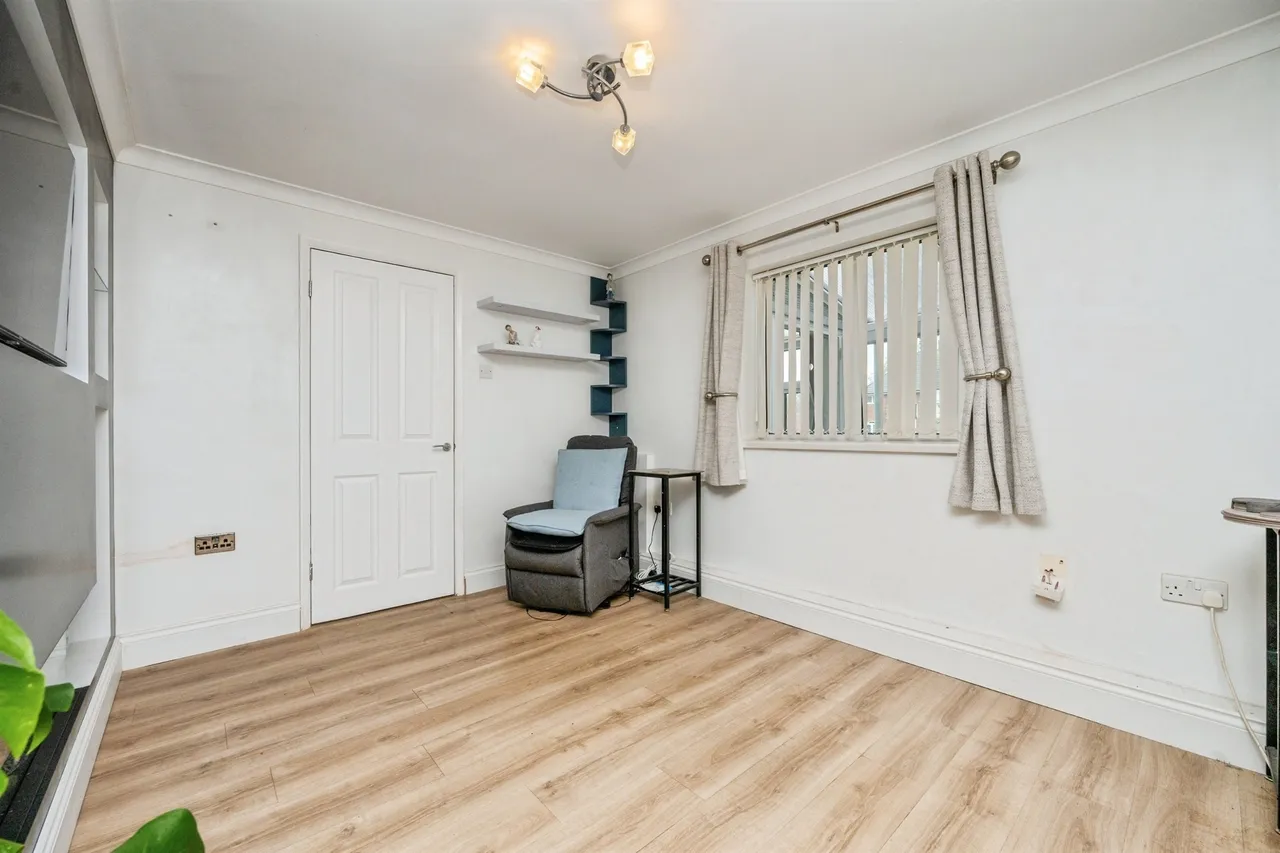 Oakenshaw Road, Redditch, photo 7