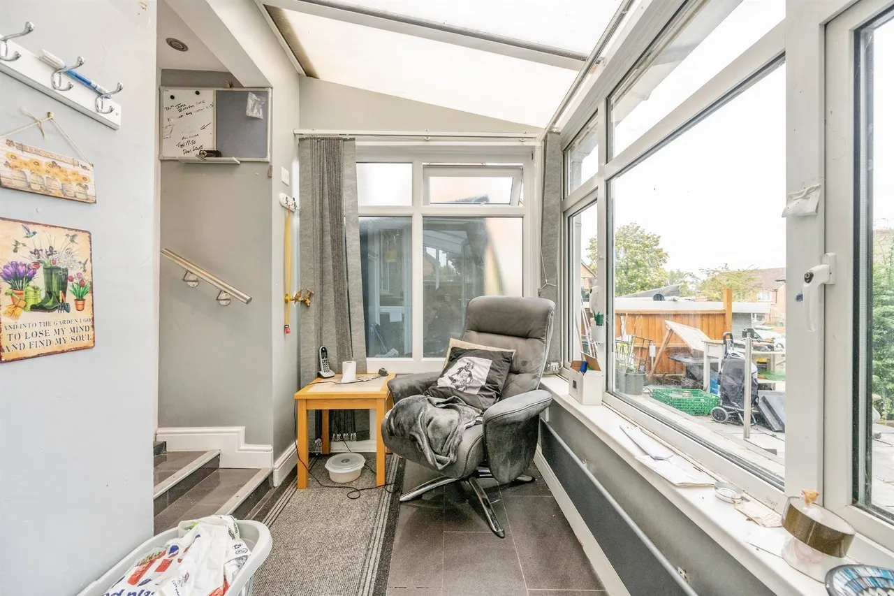 Oakenshaw Road, Redditch, photo 5