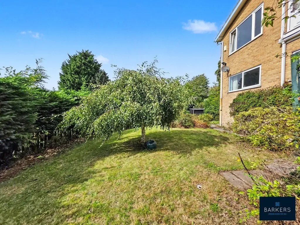 Merlin Court, Batley WF17 0RG, photo 5