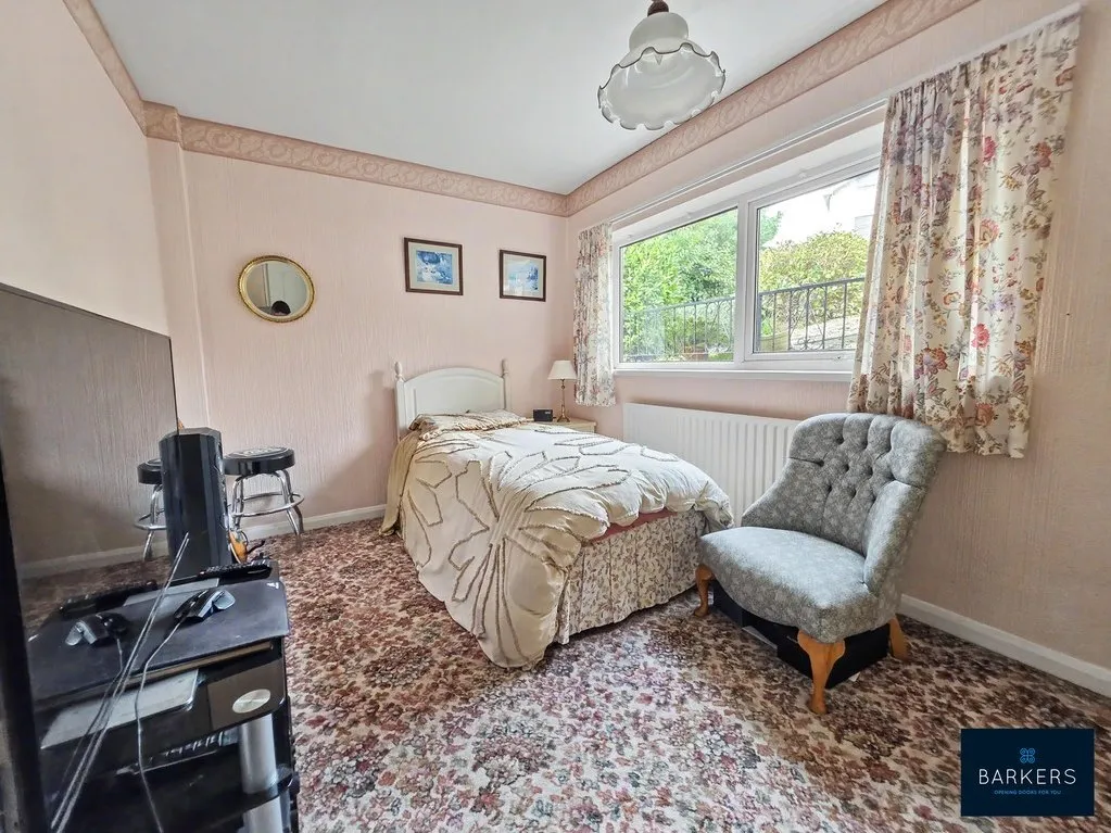 Merlin Court, Batley WF17 0RG, photo 14