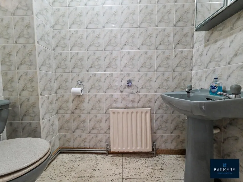 Merlin Court, Batley WF17 0RG, photo 20