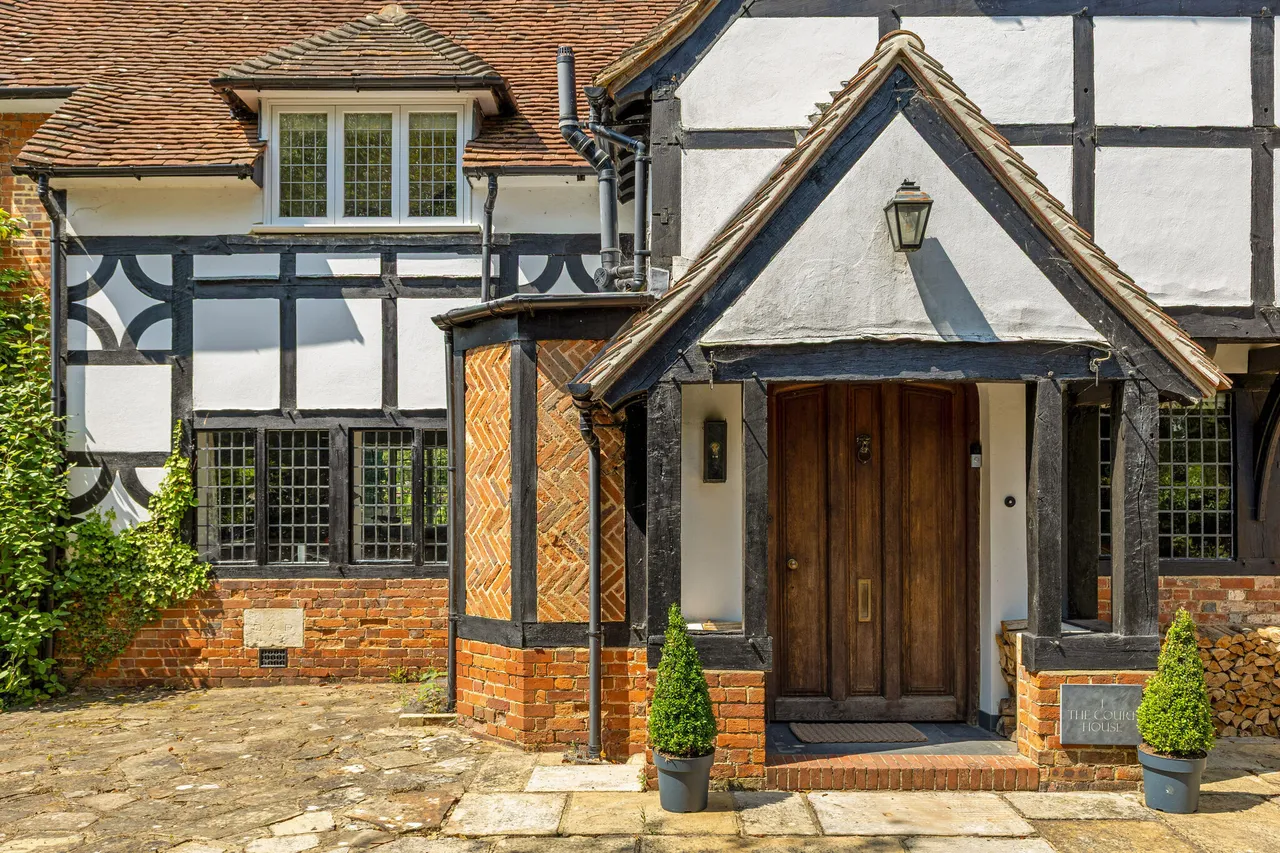 Upper Hale Road, Farnham, GU9, photo 24
