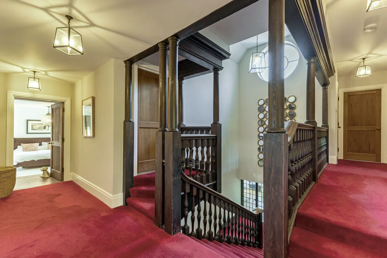Upper Hale Road, Farnham, GU9, photo 15