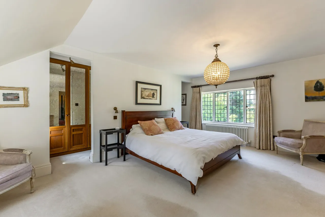 Upper Hale Road, Farnham, GU9, photo 17