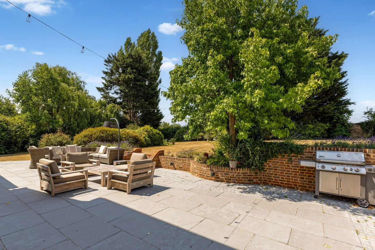 Upper Hale Road, Farnham, GU9, photo 26