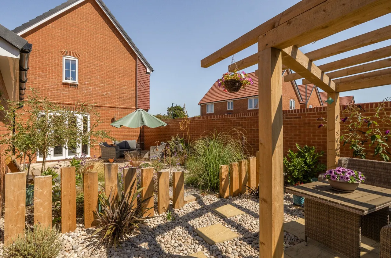 Tiller Crescent, Pagham, PO21, photo 4