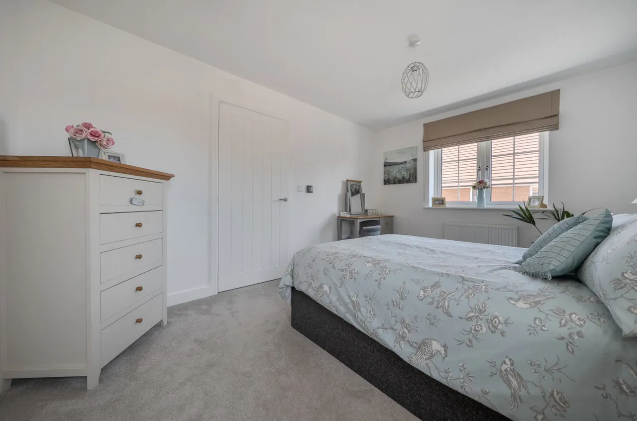 Tiller Crescent, Pagham, PO21, photo 15