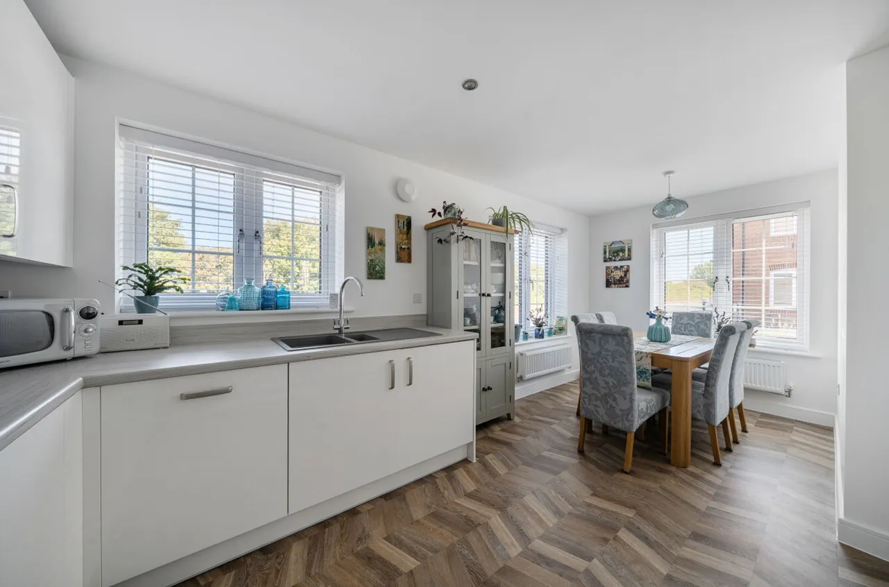 Tiller Crescent, Pagham, PO21, photo 8