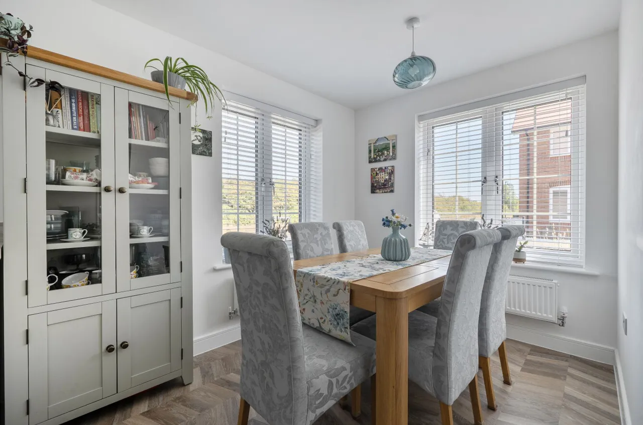 Tiller Crescent, Pagham, PO21, photo 9