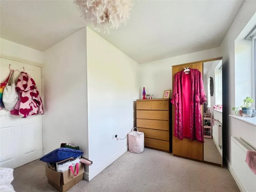 Outfield Crescent, Wokingham, RG40, photo 14