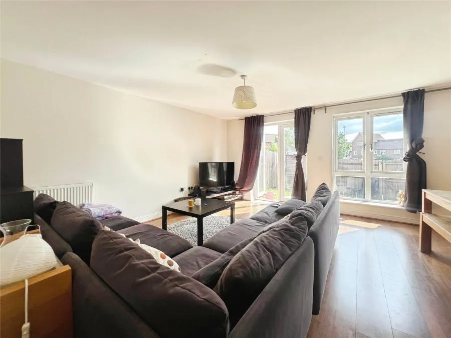 Outfield Crescent, Wokingham, RG40, photo 4