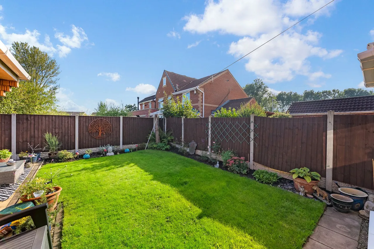 Atterbury Close, Widnes, WA8, photo 19
