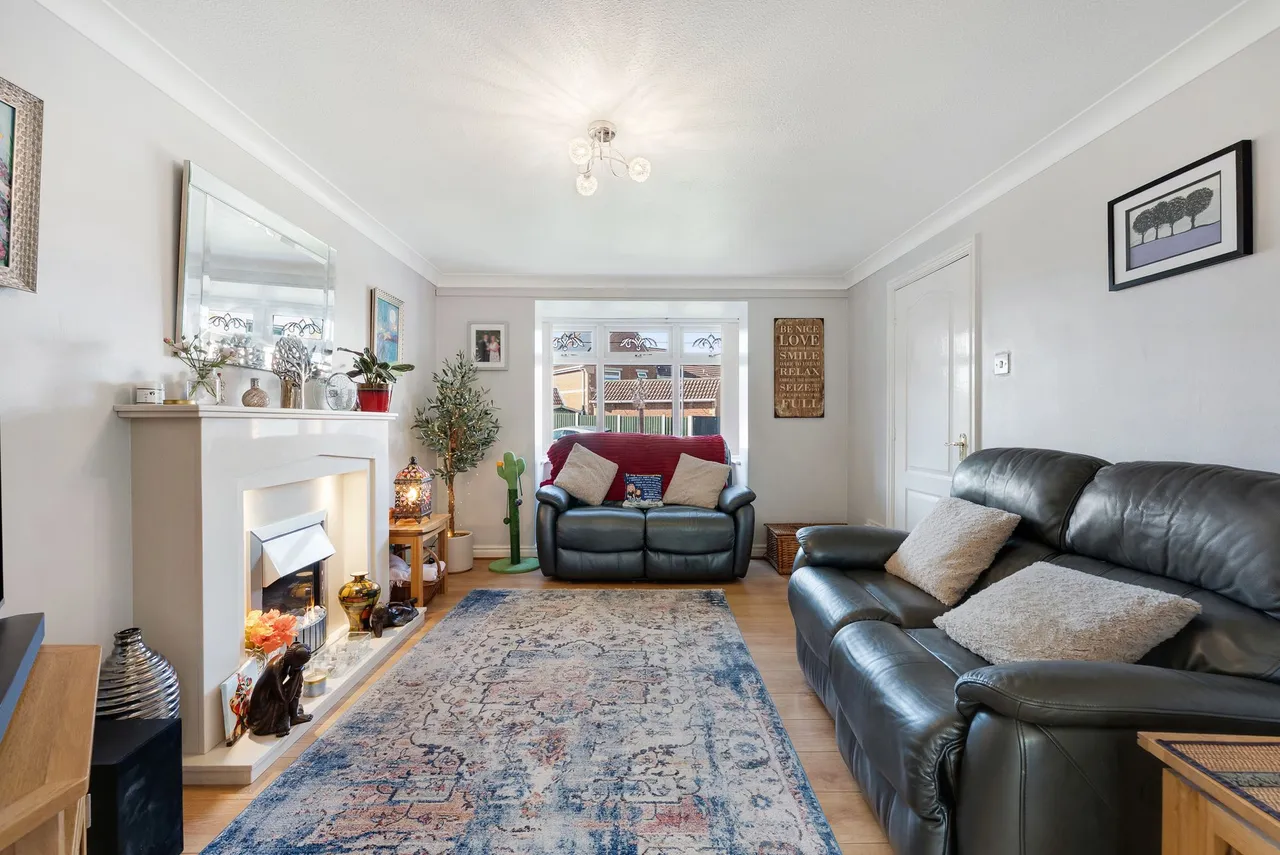 Atterbury Close, Widnes, WA8, photo 2