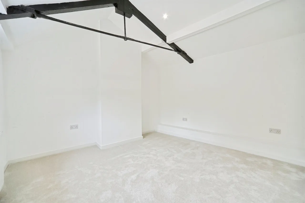 Smalewell Gardens, Pudsey, LS28, photo 20