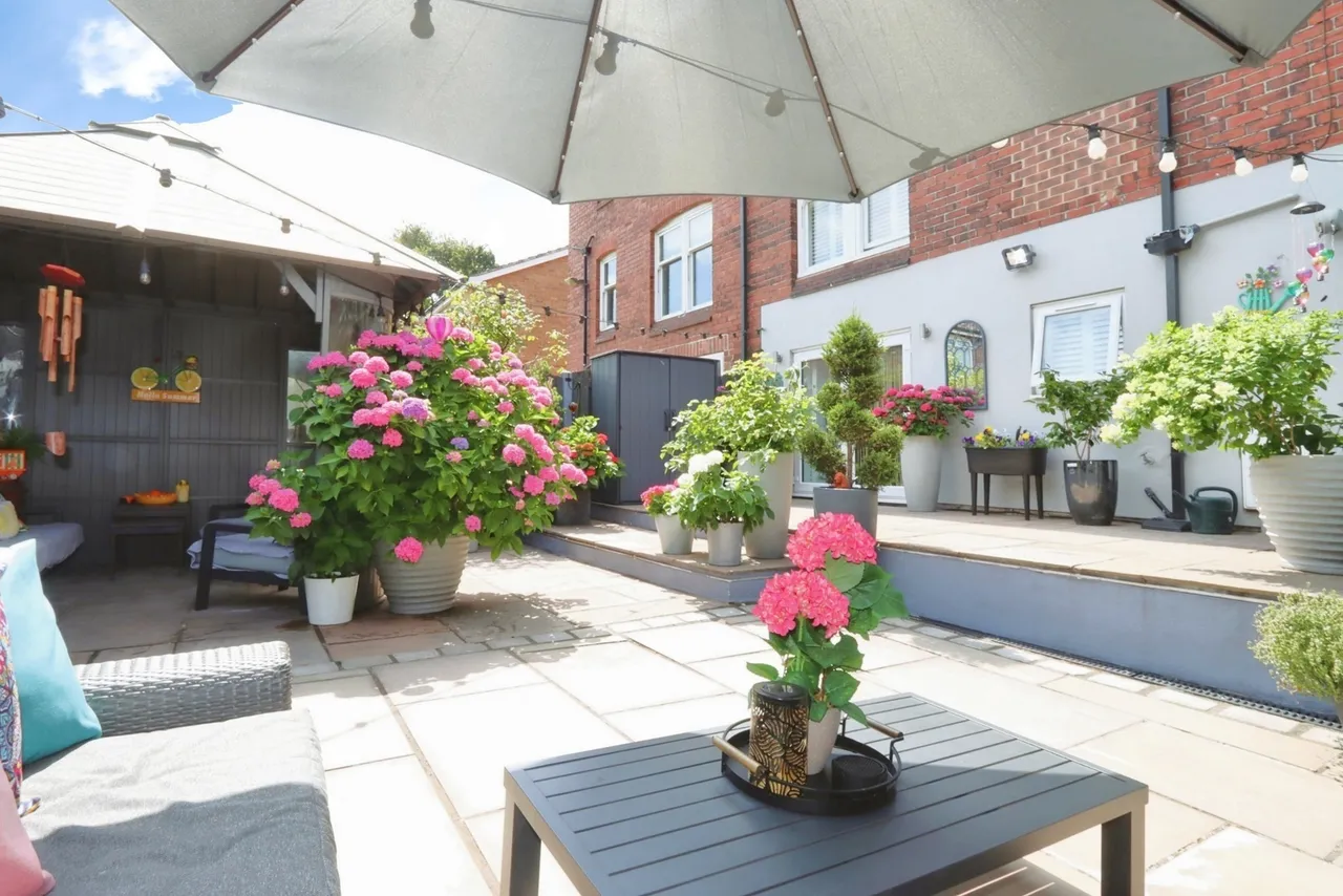 Broom Lane, Rotherham, South Yorkshire, S60, photo 33