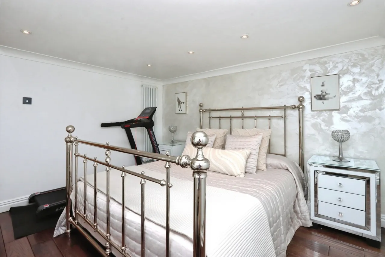 Broom Lane, Rotherham, South Yorkshire, S60, photo 29