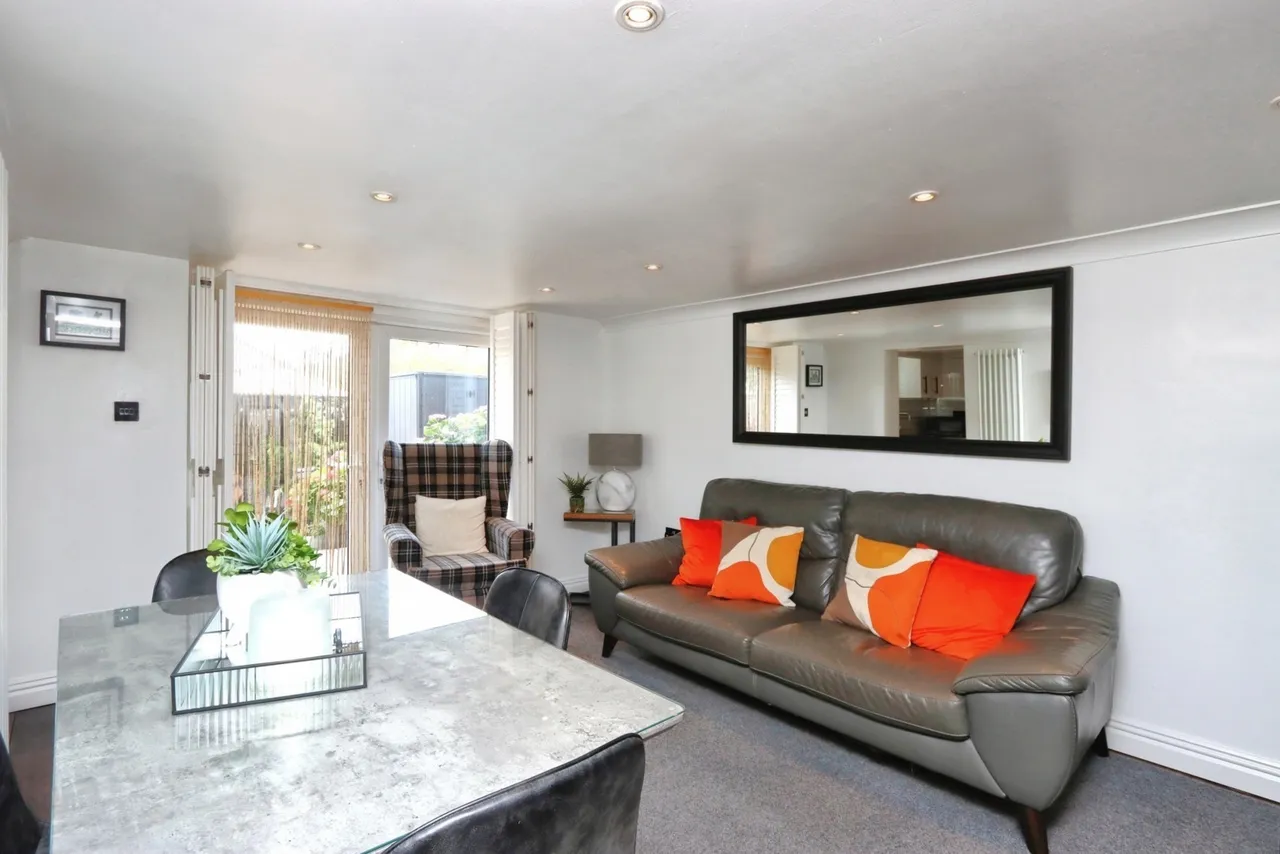 Broom Lane, Rotherham, South Yorkshire, S60, photo 14