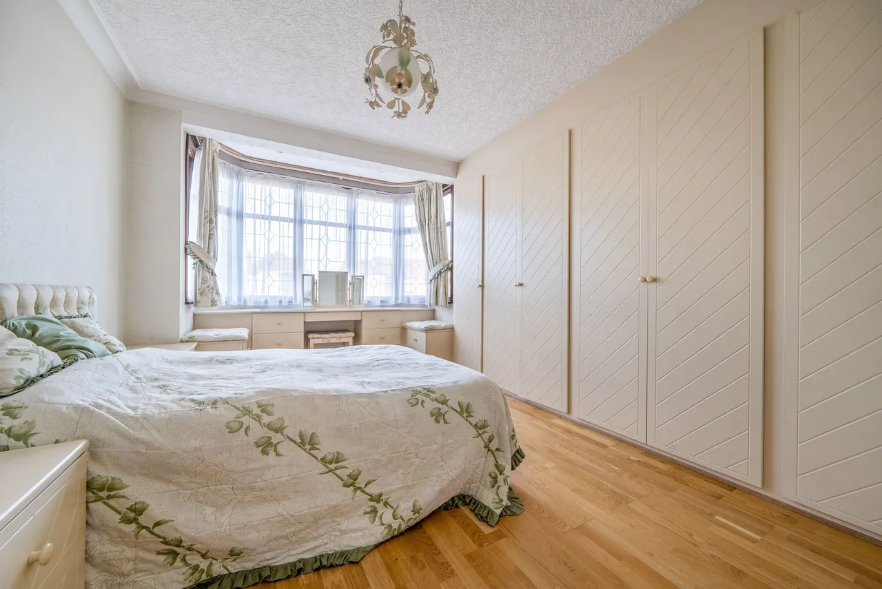 Cat Hill, East Barnet, Barnet, Greater London, EN4 8HU, photo 9
