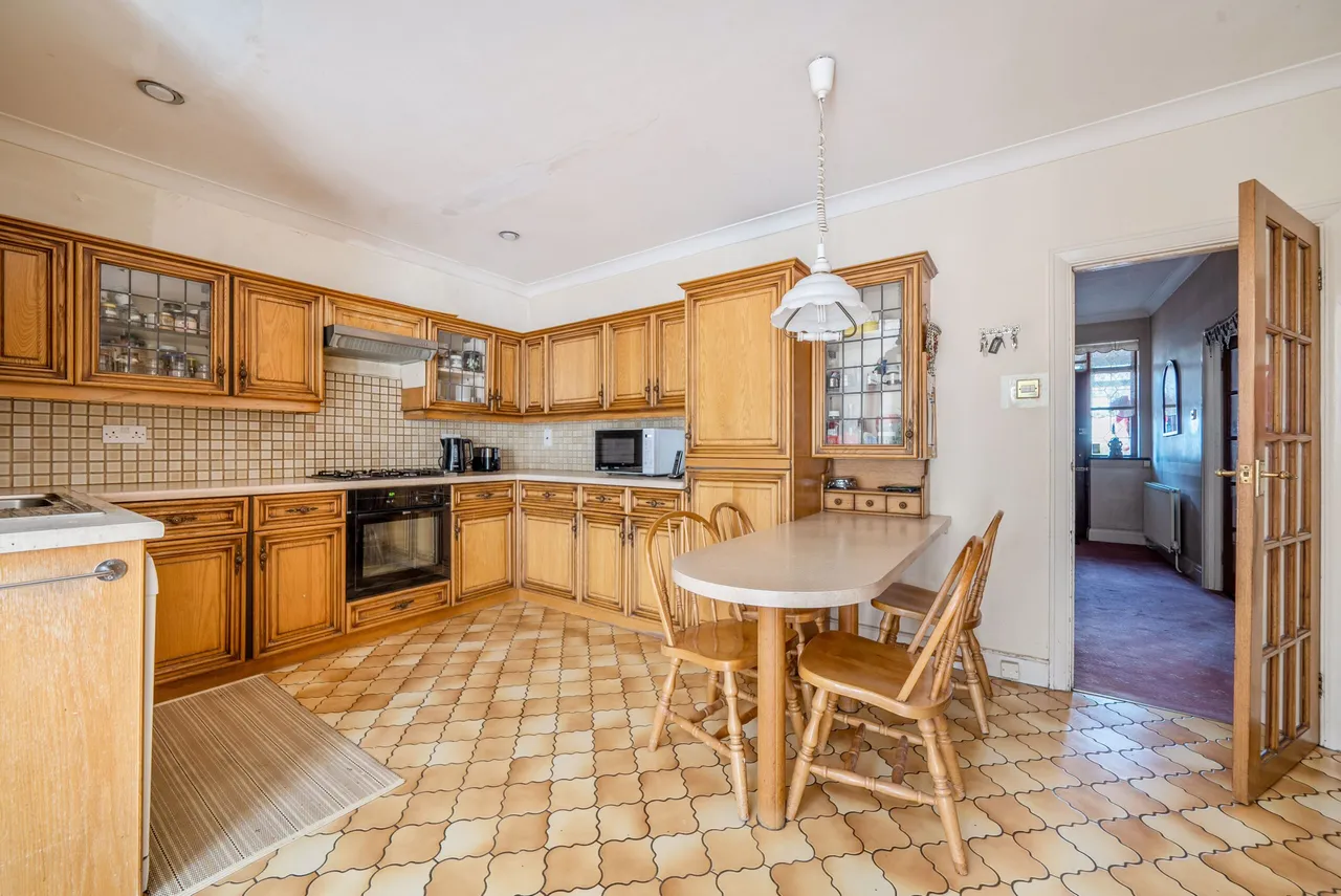 Cat Hill, East Barnet, Barnet, Greater London, EN4 8HU, photo 7