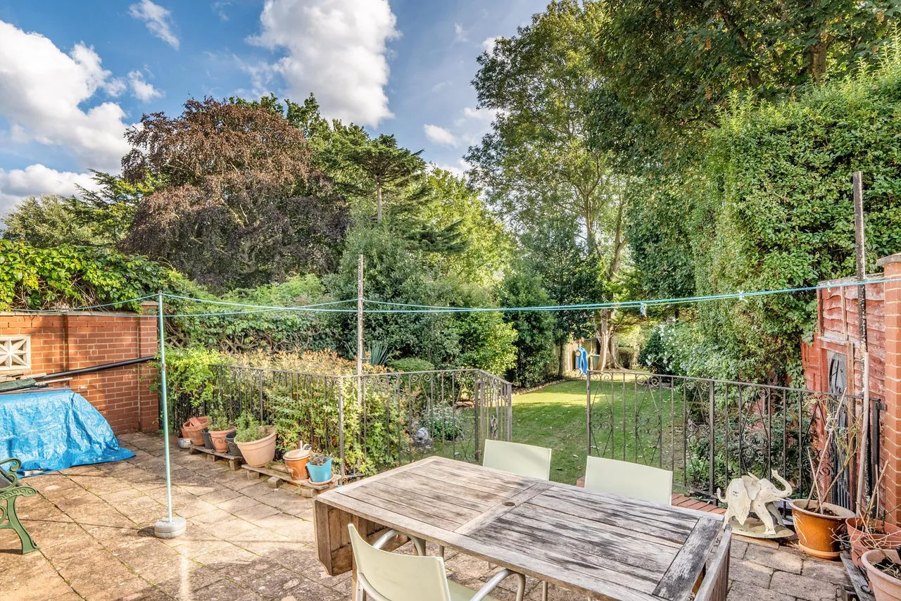 Cat Hill, East Barnet, Barnet, Greater London, EN4 8HU, photo 18