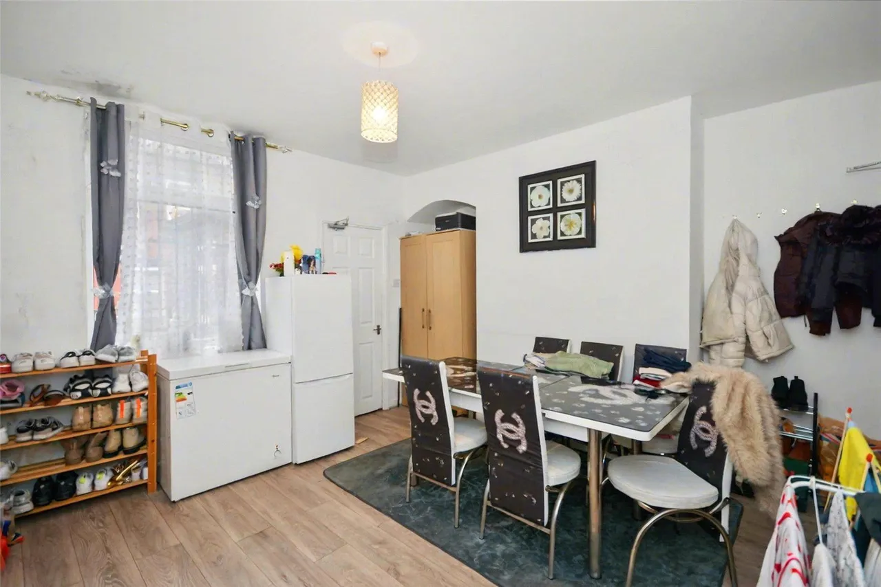 Highthorne View, Armley, LS12, photo 3