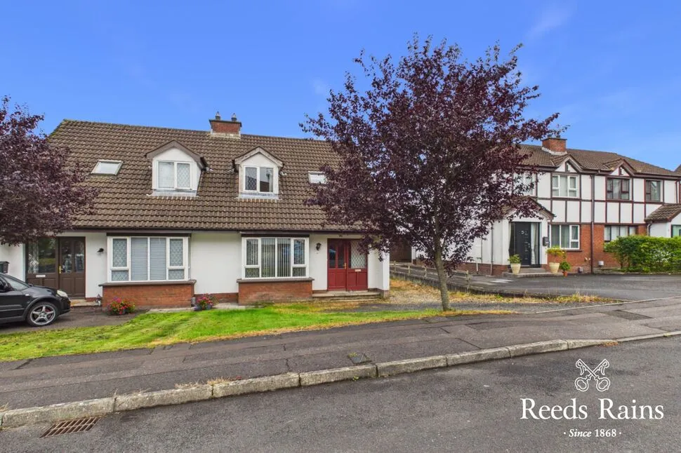 3 bed house for sale, Broadlands Gardens, Carrickfergus, BT38