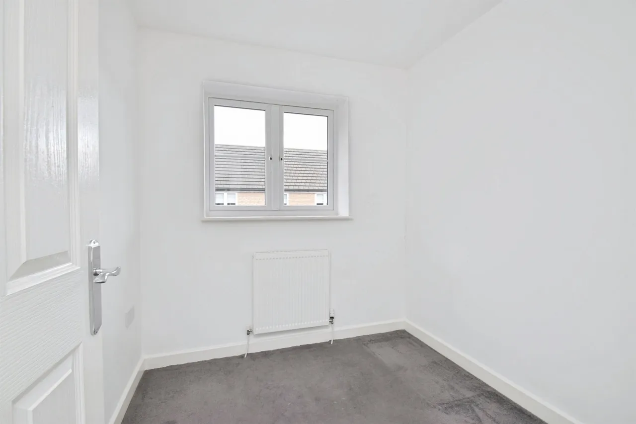 Walnut Close, Tredegar, NP22, photo 32