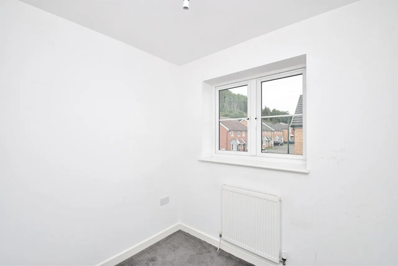 Walnut Close, Tredegar, NP22, photo 33