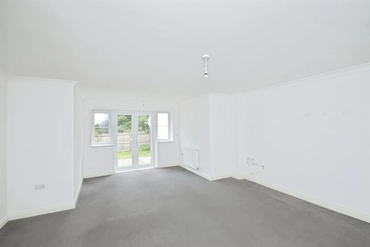 Walnut Close, Tredegar, NP22, photo 10