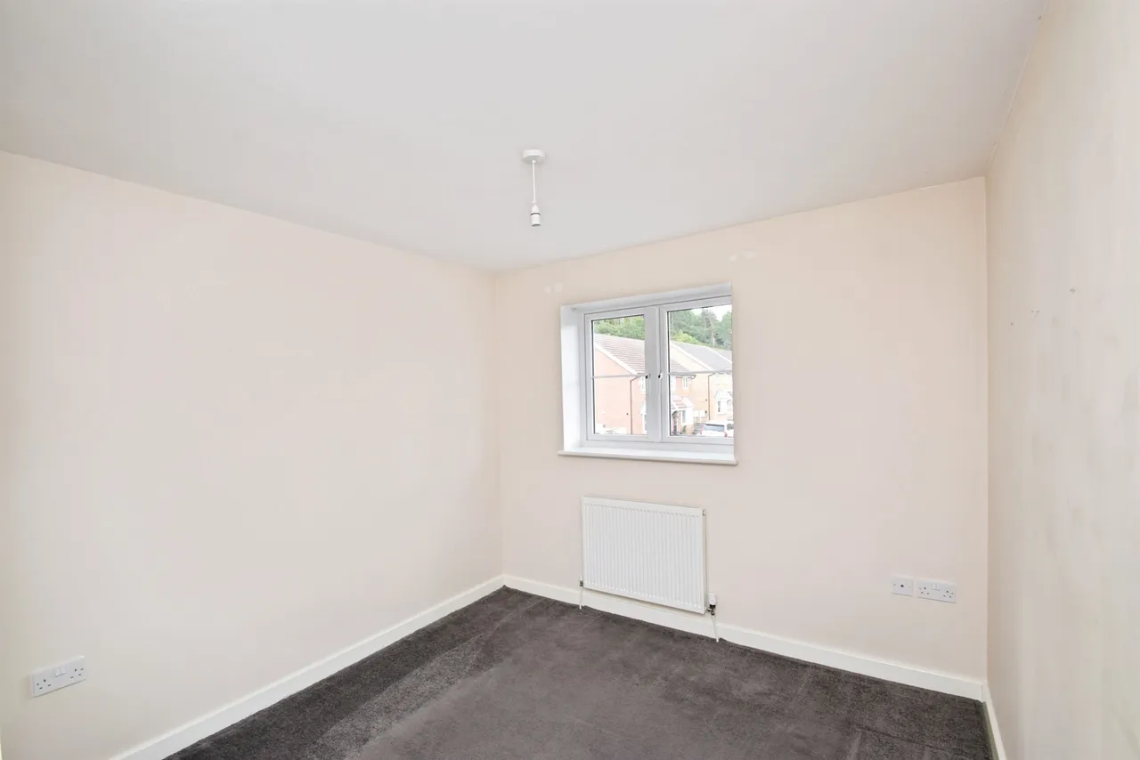 Walnut Close, Tredegar, NP22, photo 28
