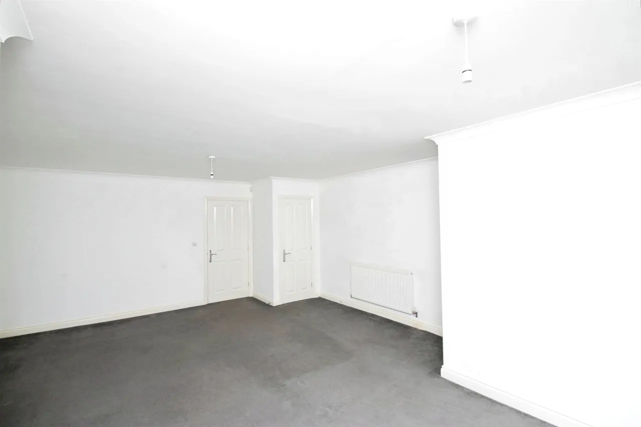 Walnut Close, Tredegar, NP22, photo 6