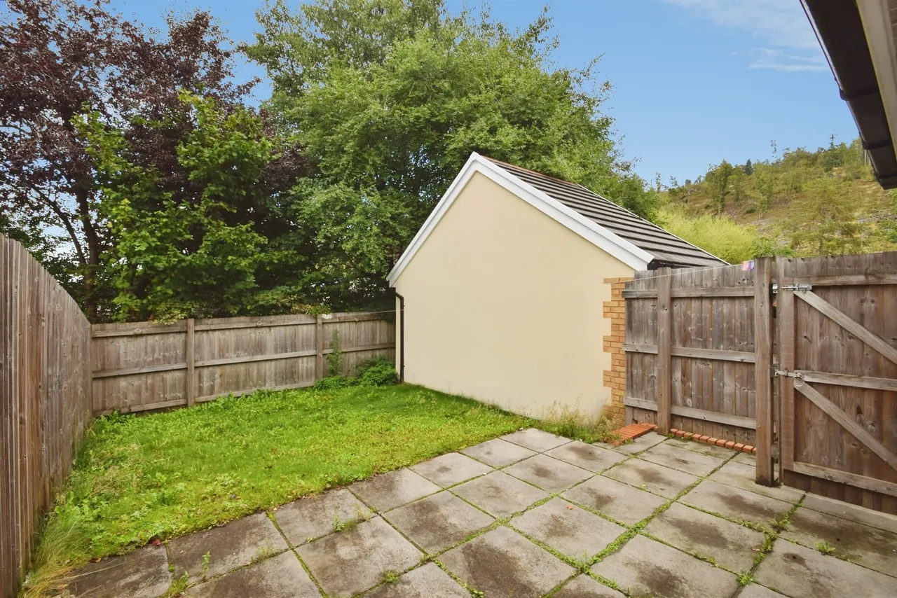 Walnut Close, Tredegar, NP22, photo 7
