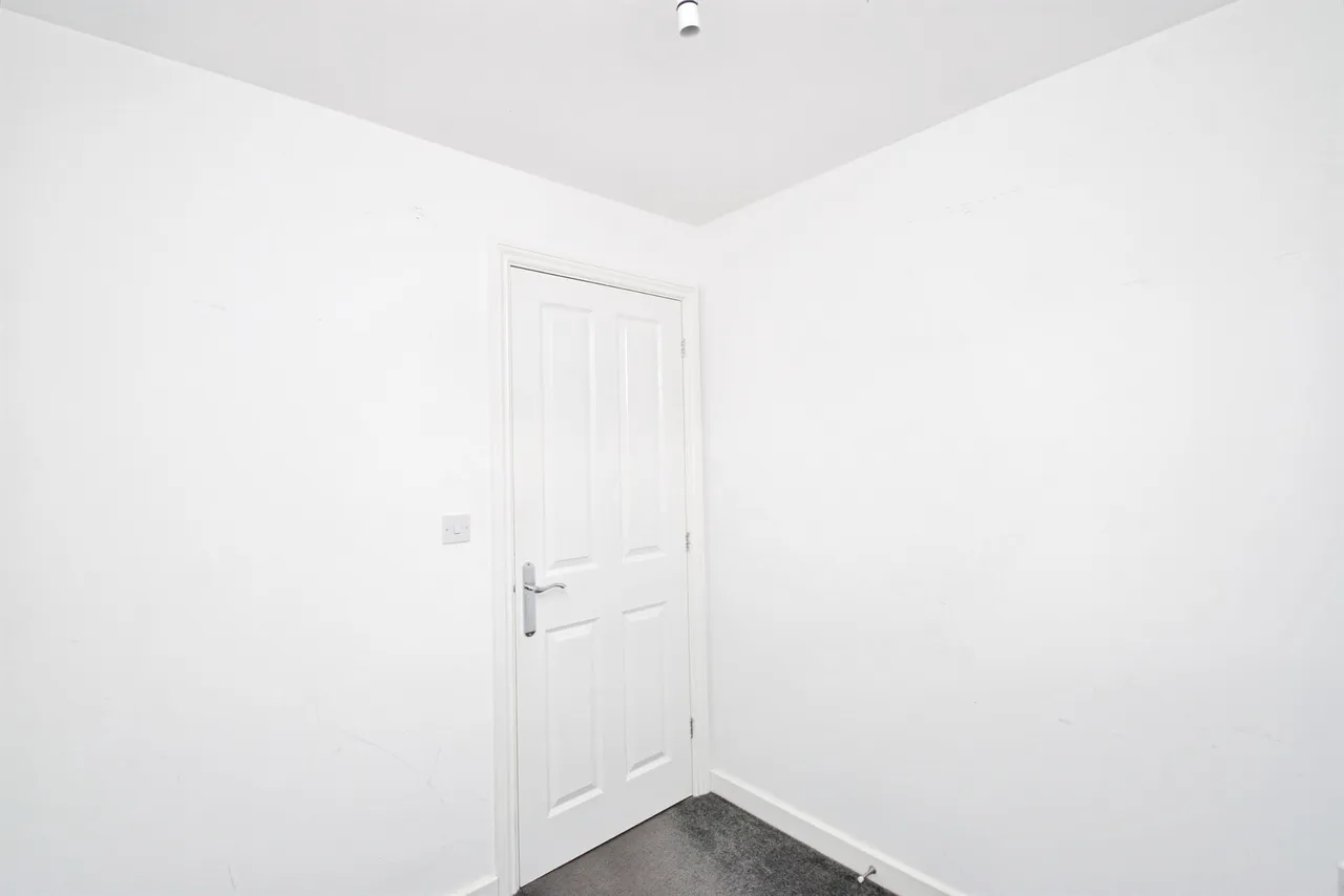 Walnut Close, Tredegar, NP22, photo 34