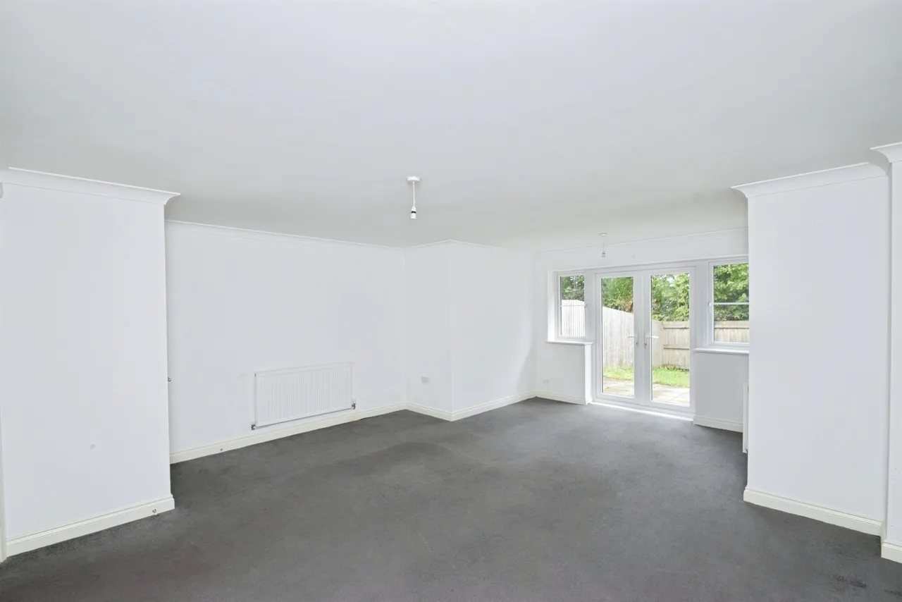 Walnut Close, Tredegar, NP22, photo 11