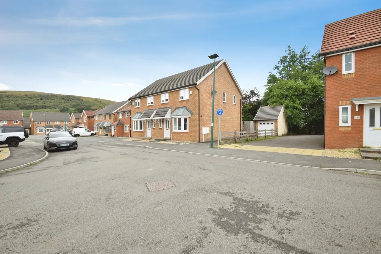 Walnut Close, Tredegar, NP22, photo 46