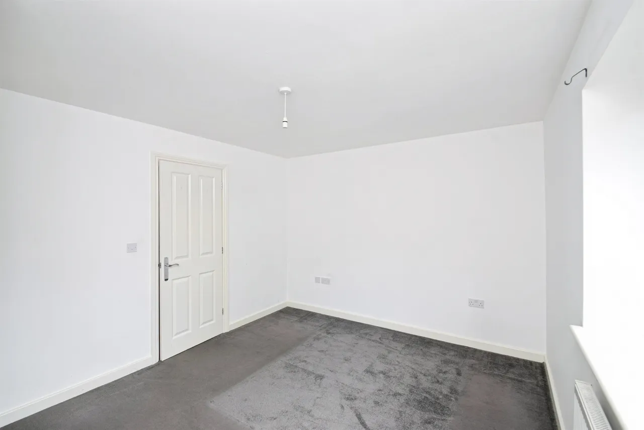 Walnut Close, Tredegar, NP22, photo 38