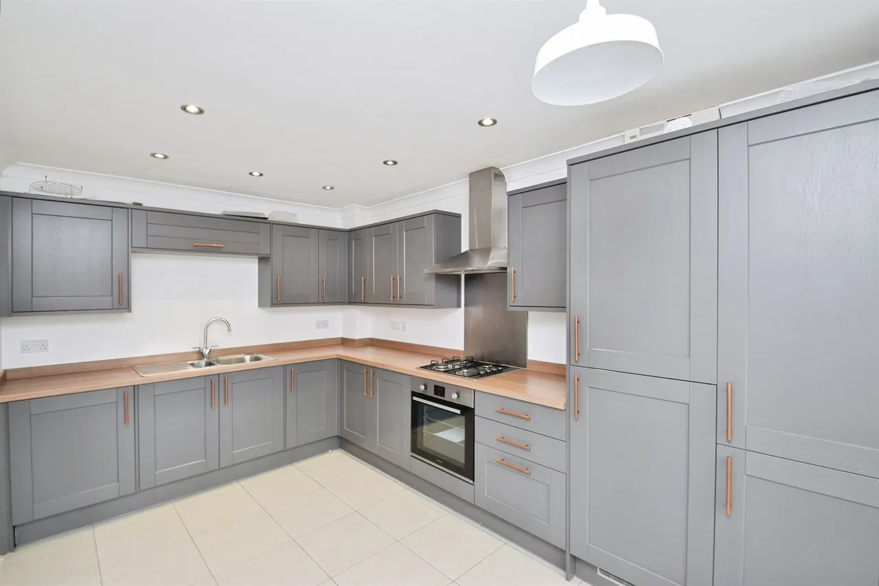Walnut Close, Tredegar, NP22, photo 4