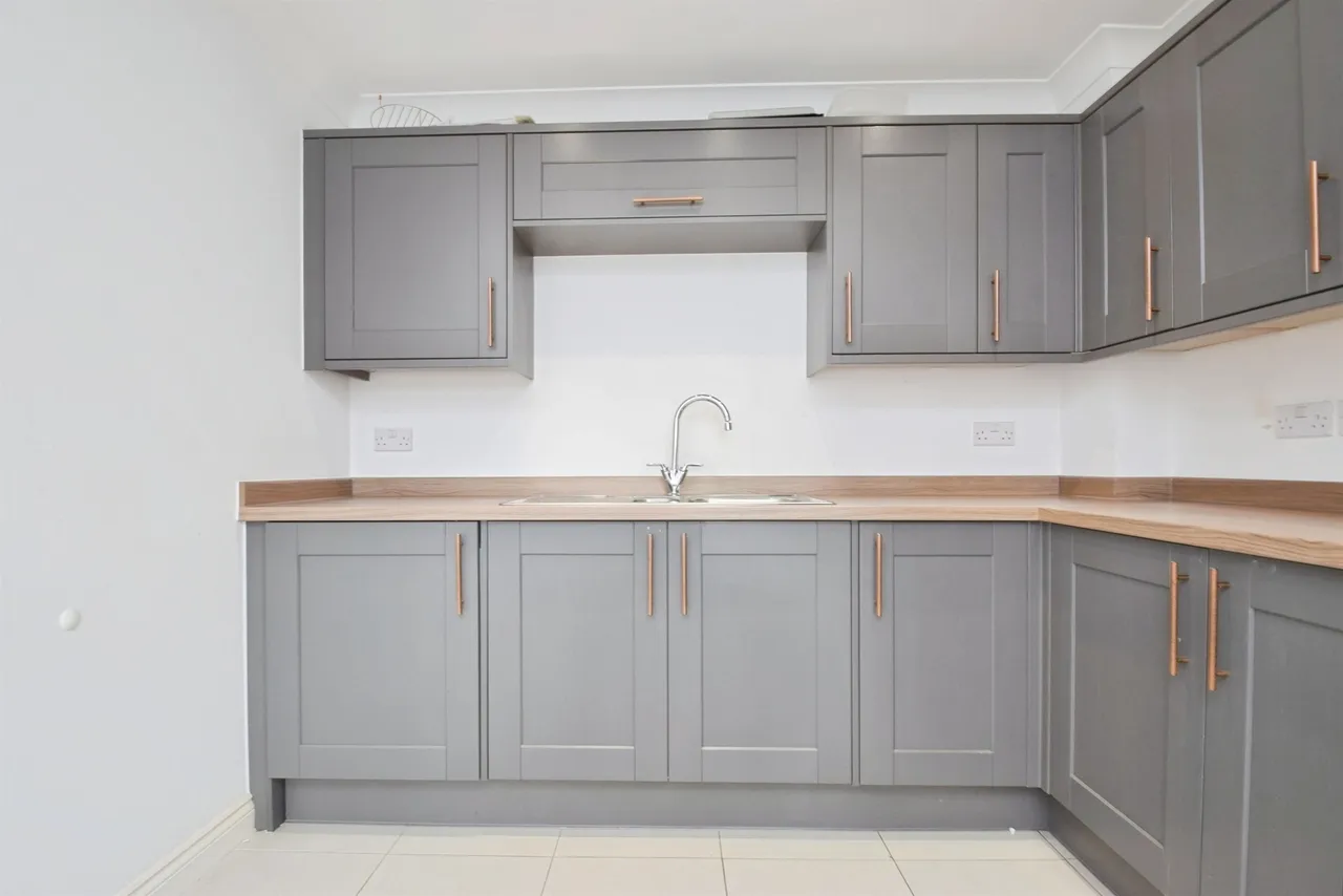 Walnut Close, Tredegar, NP22, photo 23