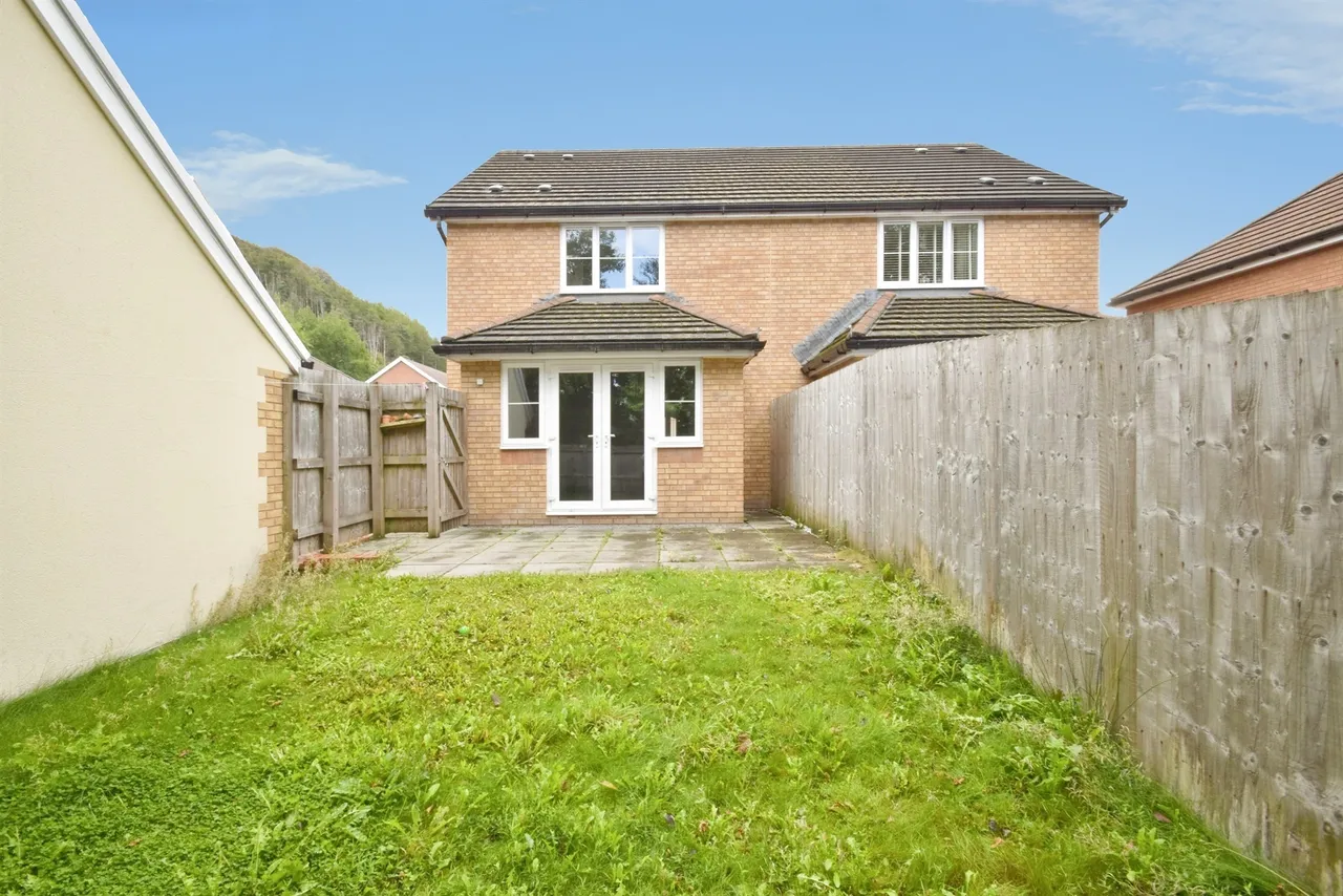 Walnut Close, Tredegar, NP22, photo 42