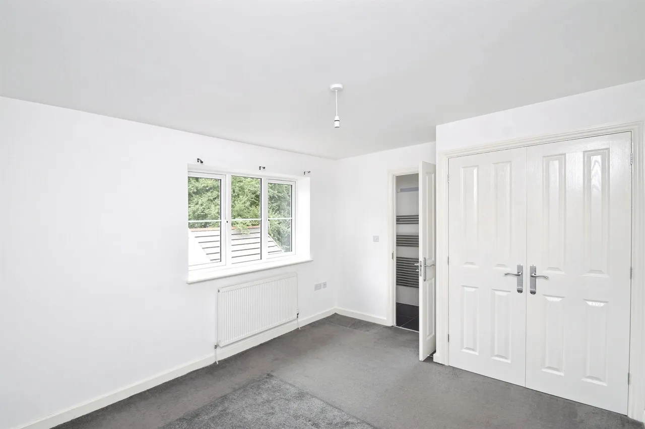 Walnut Close, Tredegar, NP22, photo 36