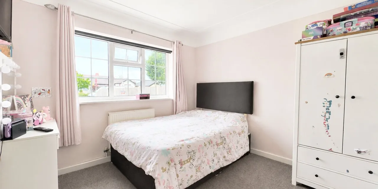 Rosemead Avenue, Pensby, CH61, photo 10