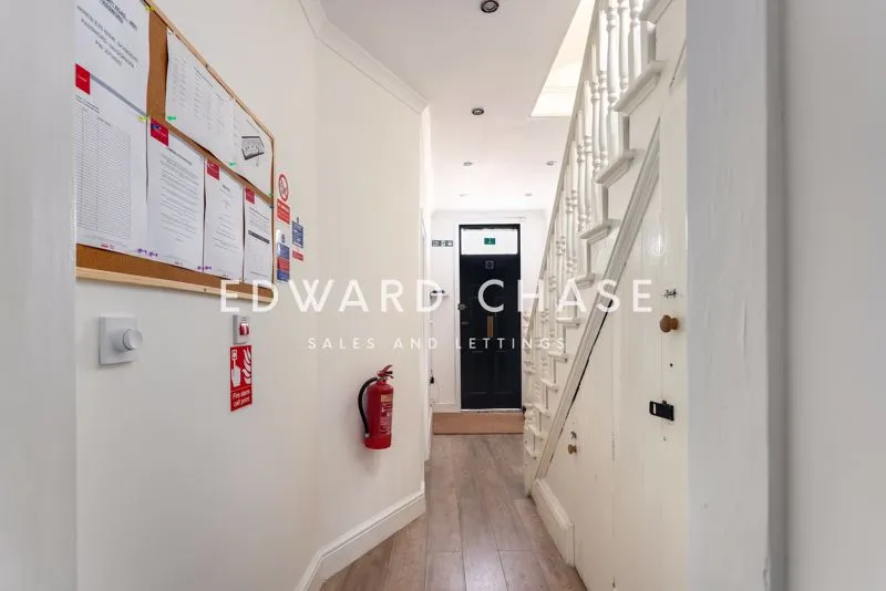 Connaught Road, Ilford, IG1, photo 10