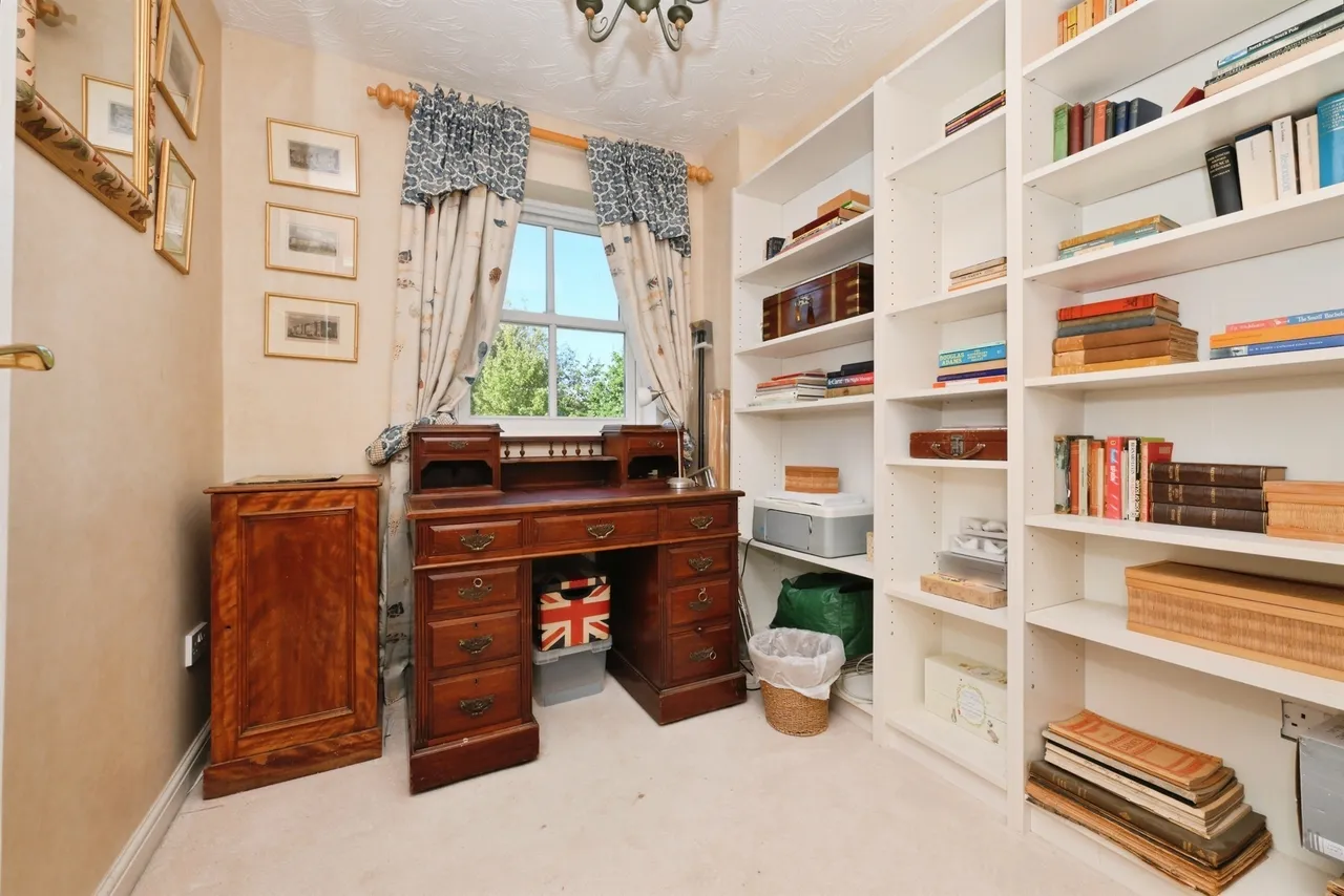 Monkfield Lane, Great Cambourne, CB23, photo 10