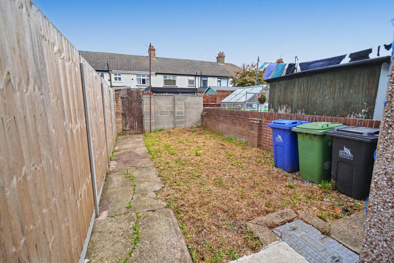 Bennett Road, Cleethorpes, DN35, photo 17