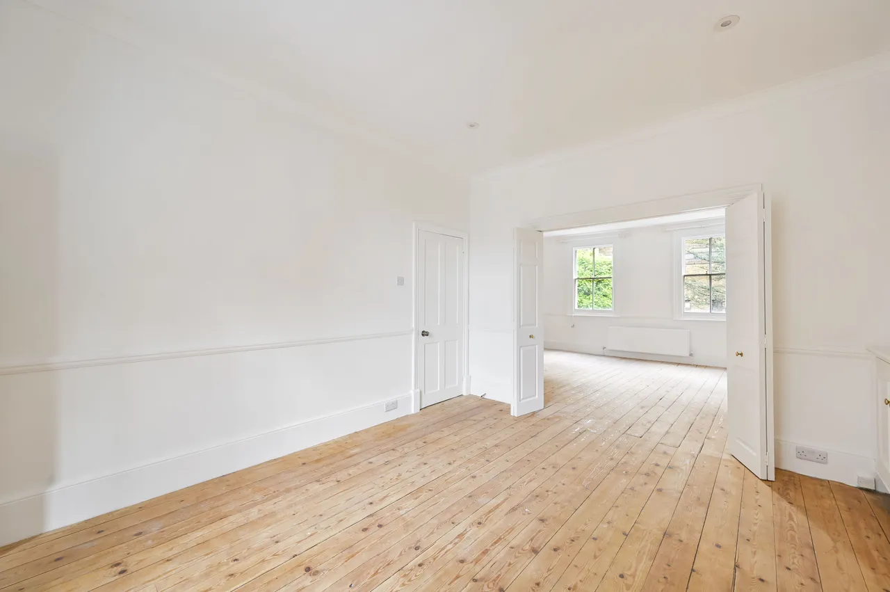 Flat 1, 62 Pembroke Road, London, photo 4
