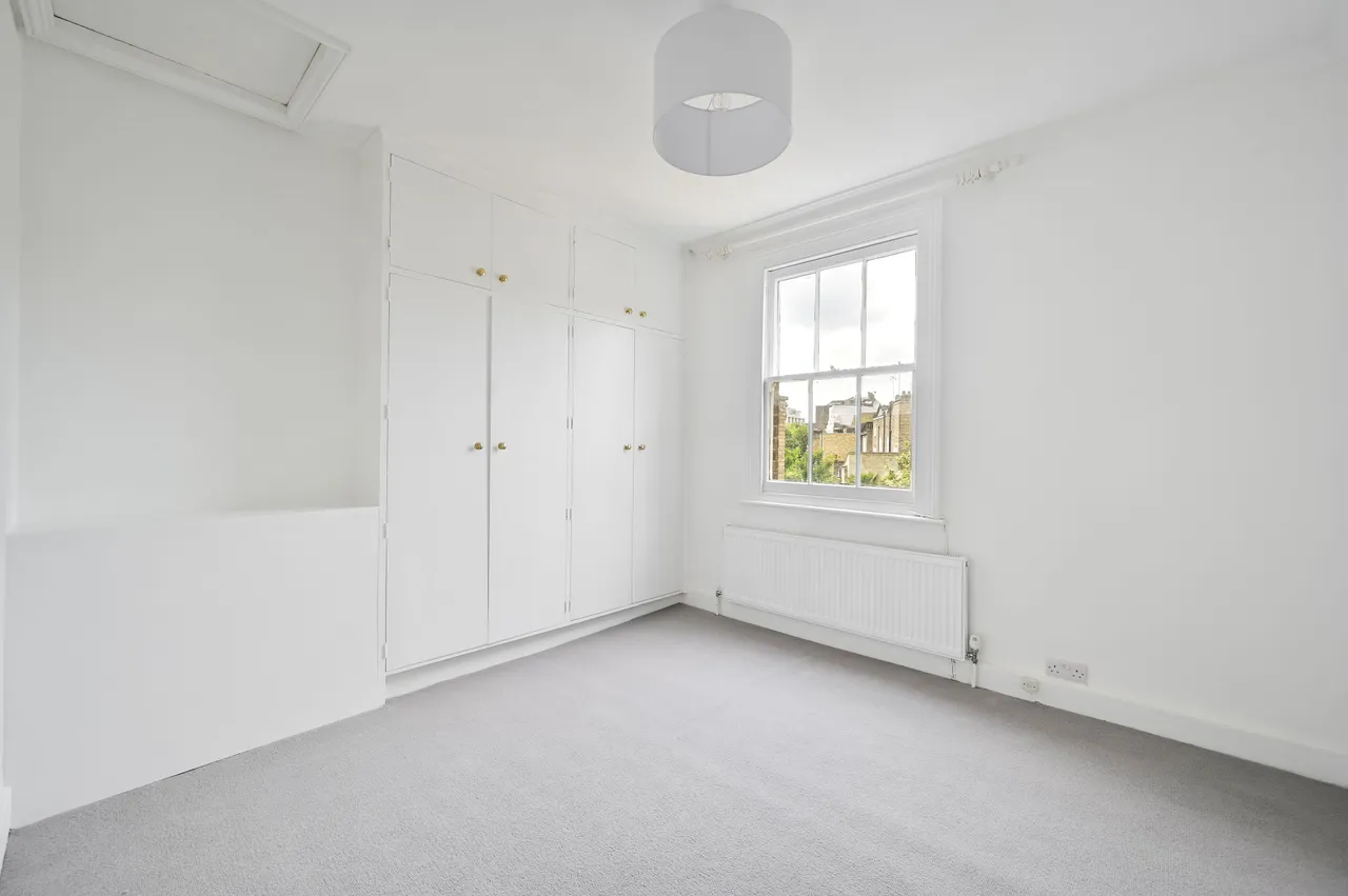 Flat 1, 62 Pembroke Road, London, photo 10