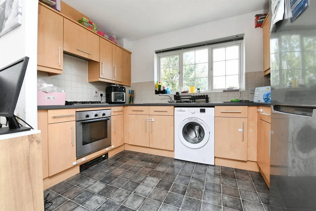 Chelmer Road, Chelmer Village, CM2, photo 2
