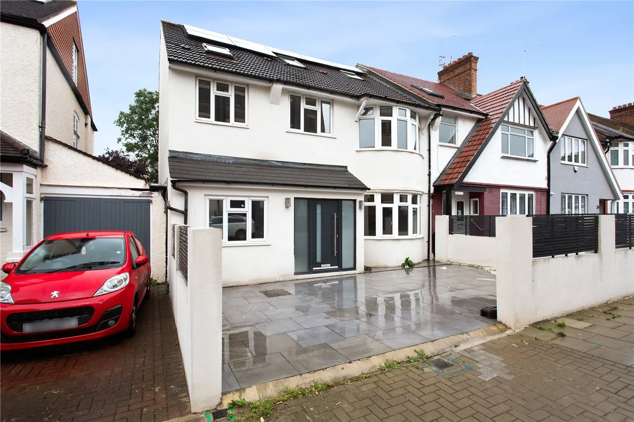 Blairderry Road, London, SW2, photo 6