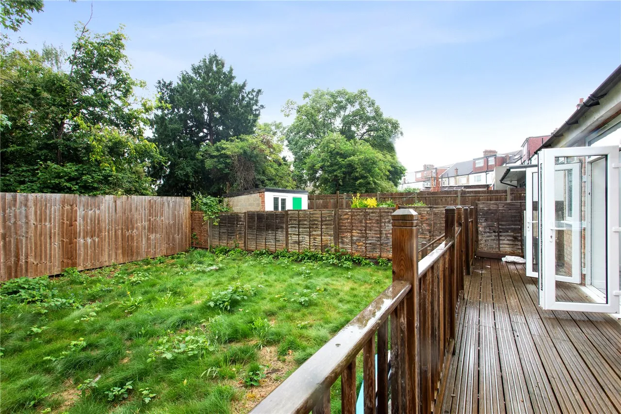 Blairderry Road, London, SW2, photo 5