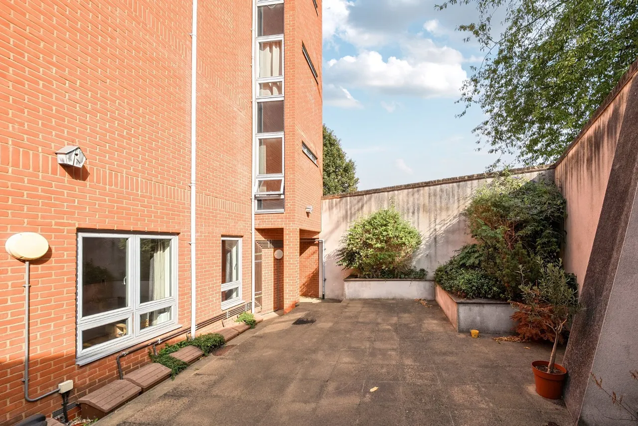 Carnegie House, Hammersmith, W6, photo 5